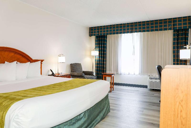 Ramada By Wyndham Cumberland Downtown image