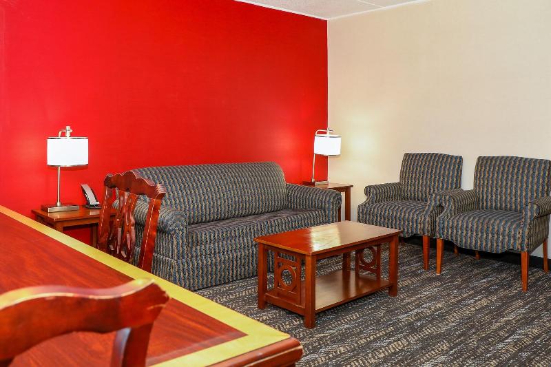 Ramada By Wyndham Cumberland Downtown image