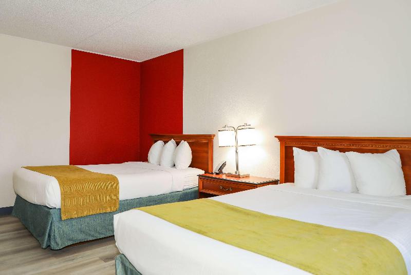 Ramada By Wyndham Cumberland Downtown image