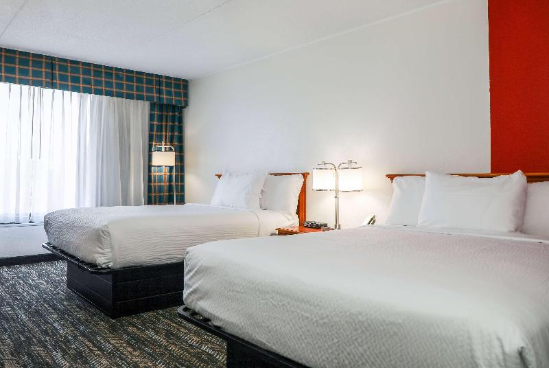 Ramada By Wyndham Cumberland Downtown image