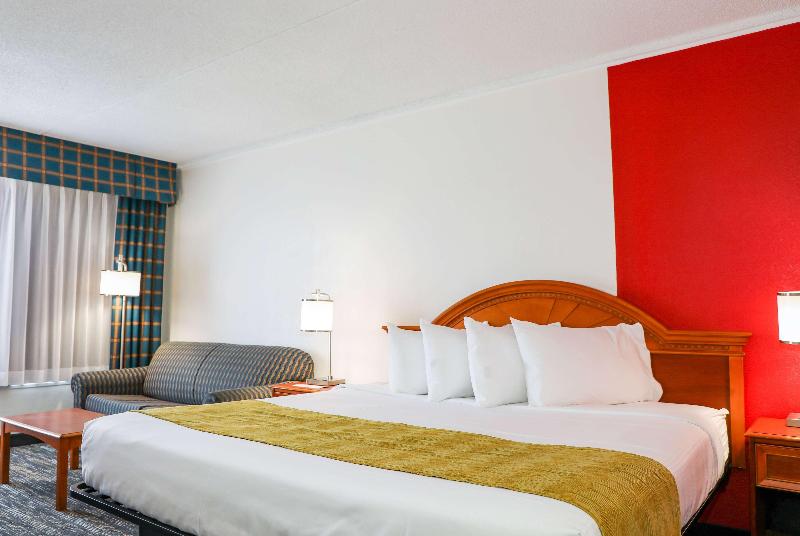 Ramada By Wyndham Cumberland Downtown image