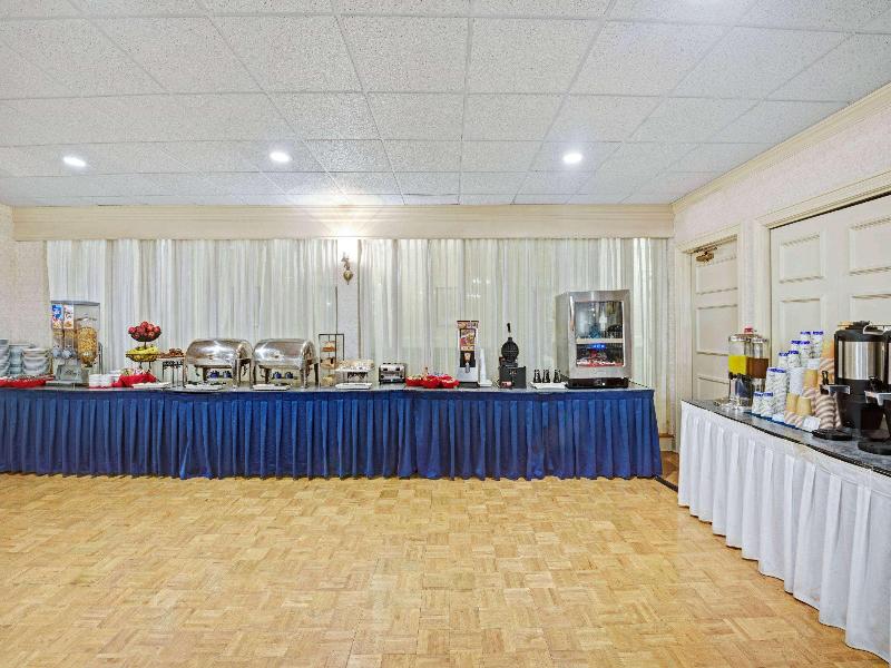 Ramada By Wyndham Seekonk Providence Area image