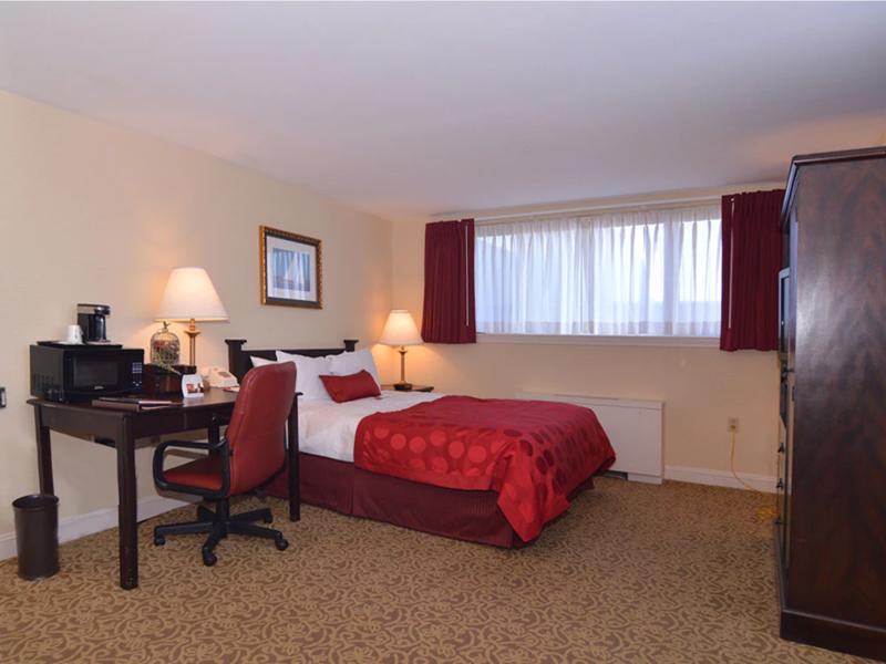 Ramada By Wyndham Seekonk Providence Area image