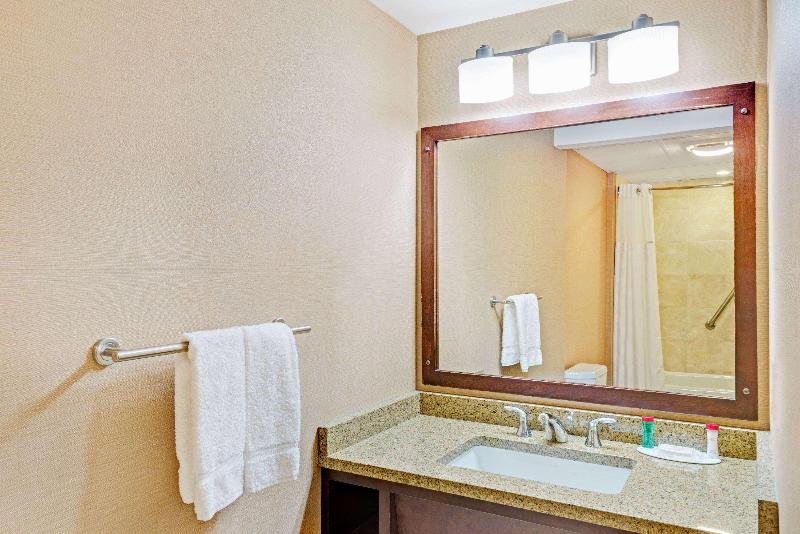 Ramada By Wyndham Seekonk Providence Area image