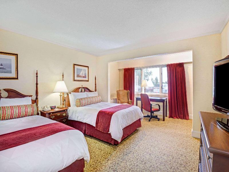Ramada By Wyndham Seekonk Providence Area image