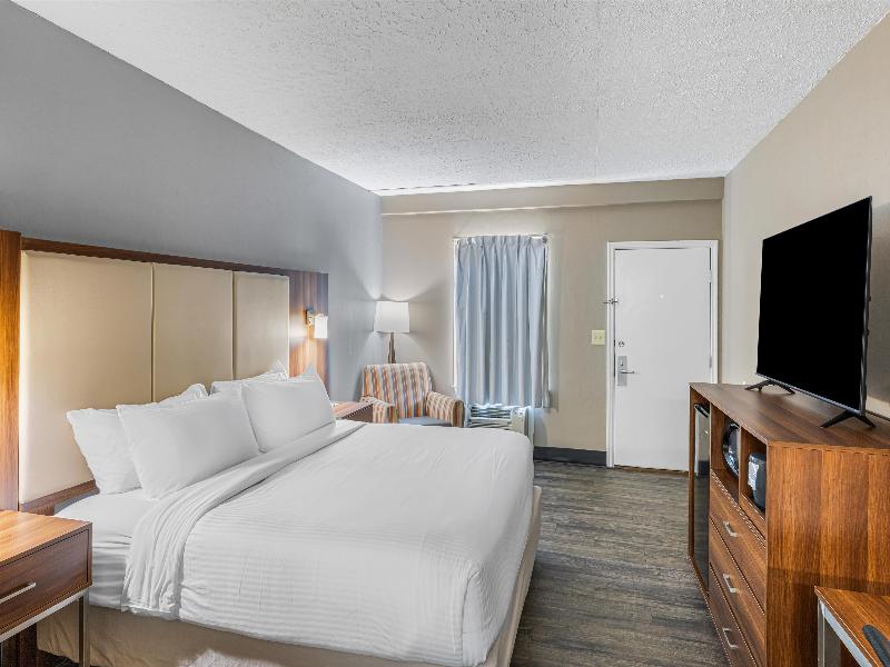 Surestay By Best Western Helen Downtown image