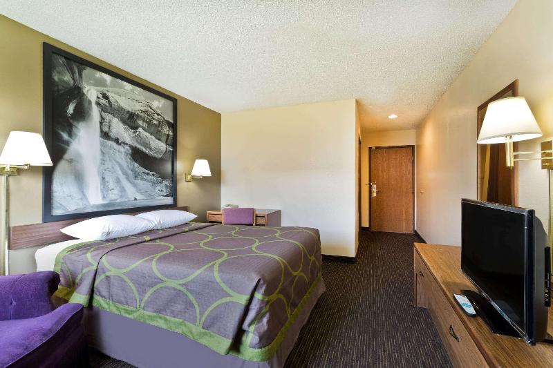 Super 8 By Wyndham Richfield Ut image
