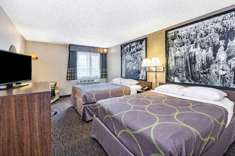 Super 8 By Wyndham Richfield Ut image
