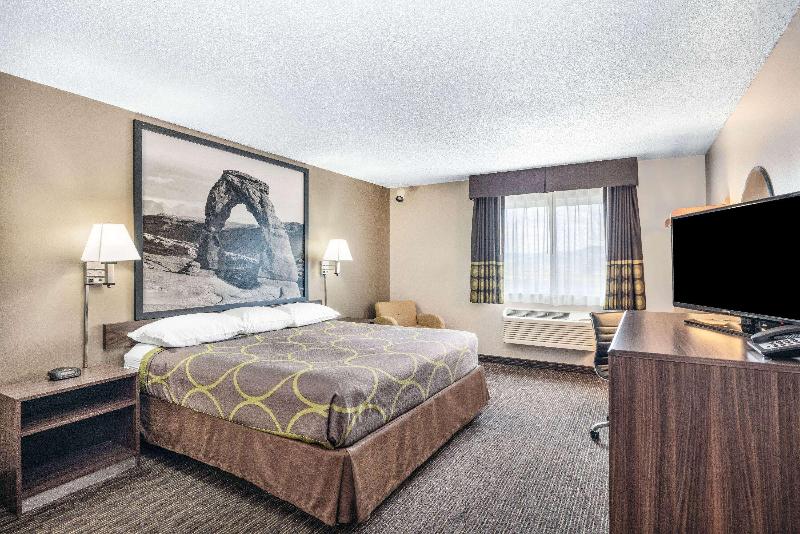 Super 8 By Wyndham Richfield Ut image