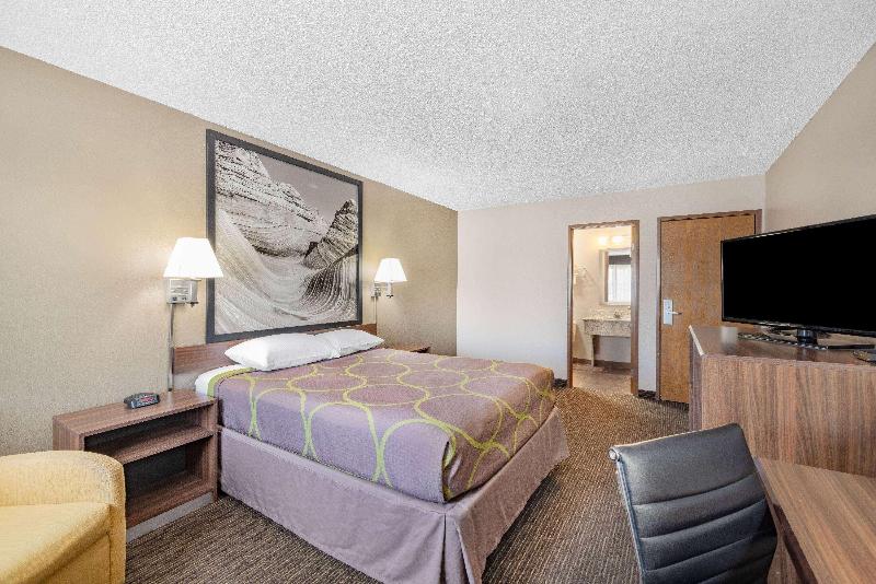 Super 8 By Wyndham Richfield Ut image