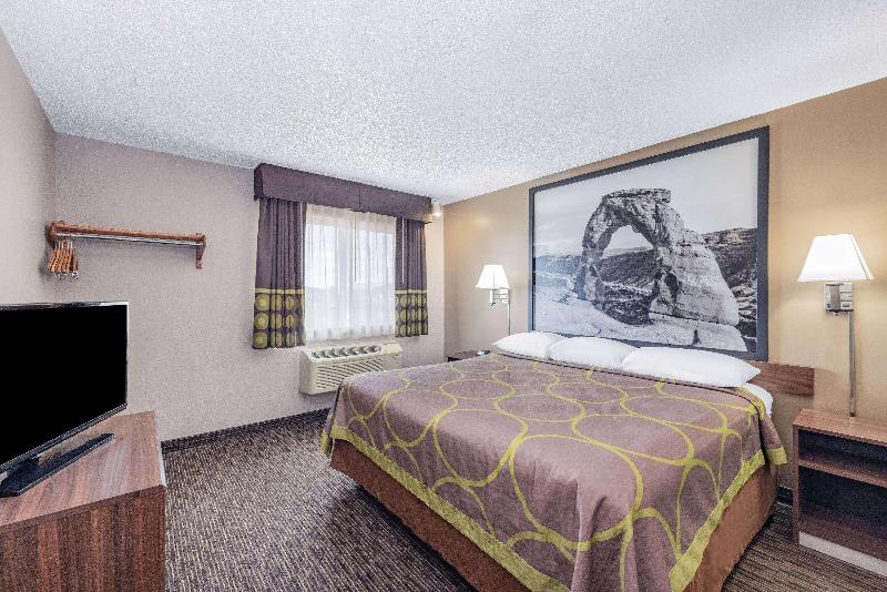Super 8 By Wyndham Richfield Ut image