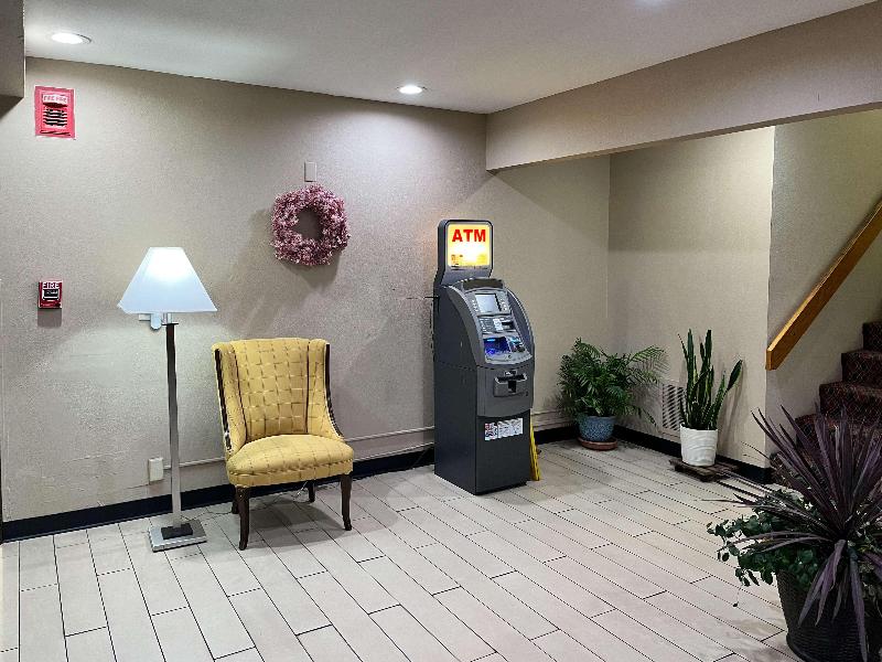 Motel 6 Litchfield, Il image