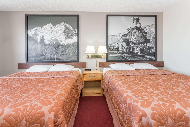 Hotel Super 8 by Wyndham Grand Junction Colorado