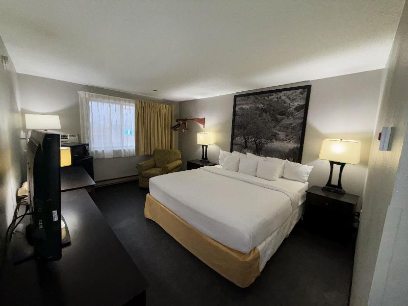 Super 8 by Wyndham Williston ND image