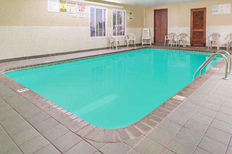 Super 8 By Wyndham O'Fallon Mo/St. Louis Area image