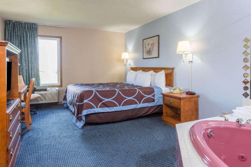 Super 8 By Wyndham O'Fallon Mo/St. Louis Area image