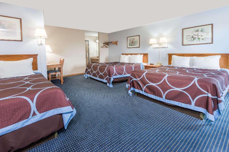 Super 8 By Wyndham O'Fallon Mo/St. Louis Area image