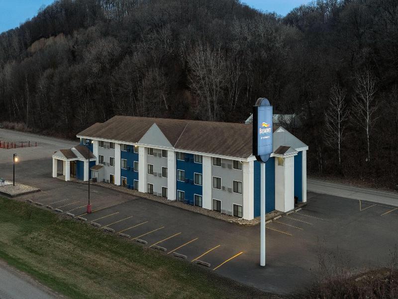 Baymont by Wyndham Mankato — general view