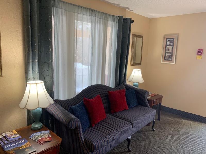 Super 8 By Wyndham Newburgh/West Point Intl Airpt image