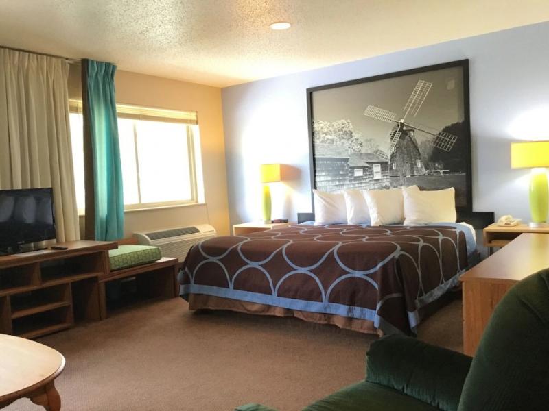 Super 8 By Wyndham Newburgh/West Point Intl Airpt image