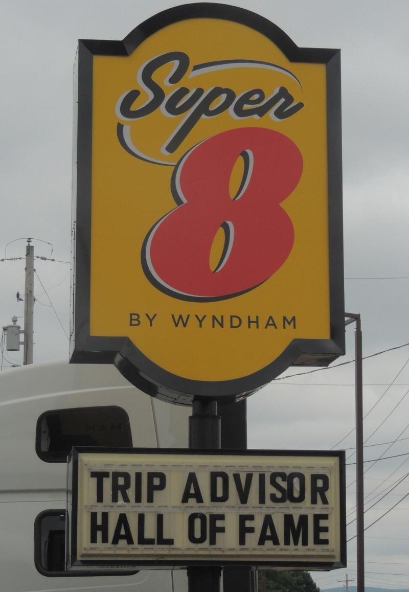 Super 8 By Wyndham Mifflinville Near Bloomsburg image