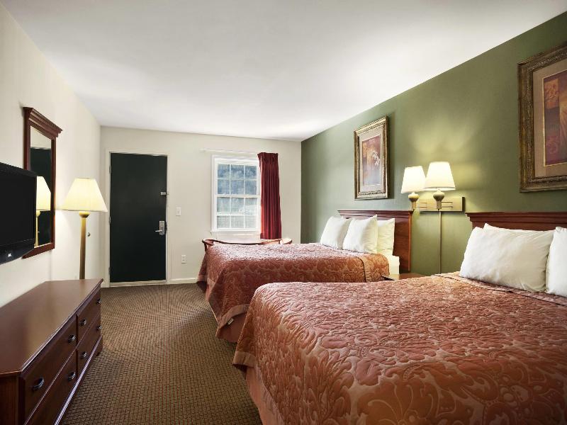 Super 8 By Wyndham Mifflinville Near Bloomsburg image