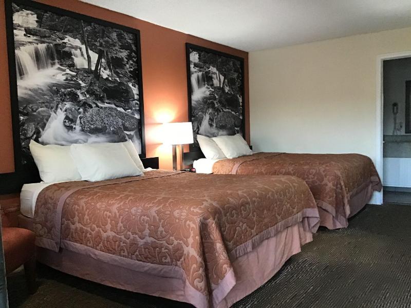 Super 8 By Wyndham Mifflinville Near Bloomsburg image