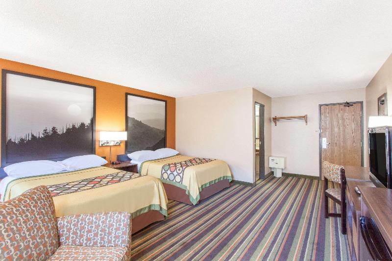 Super 8 By Wyndham Norton Va image