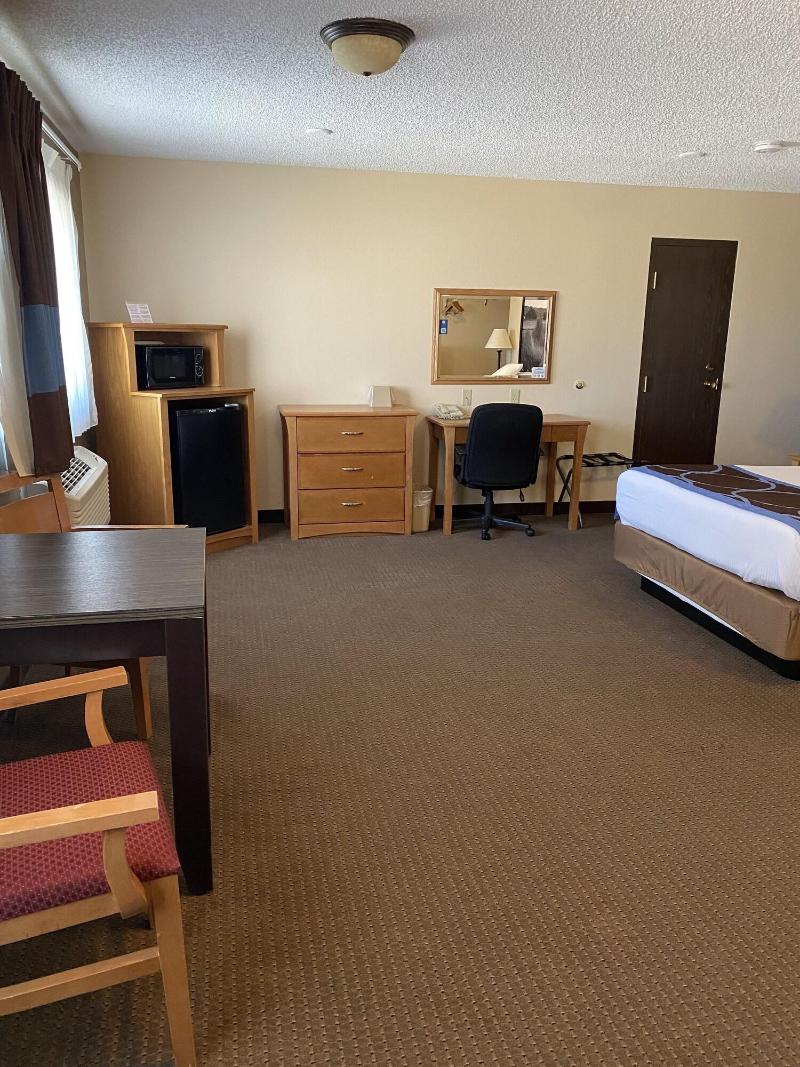 Super 8 By Wyndham Ogallala image