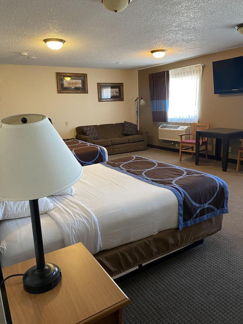 Super 8 By Wyndham Ogallala image