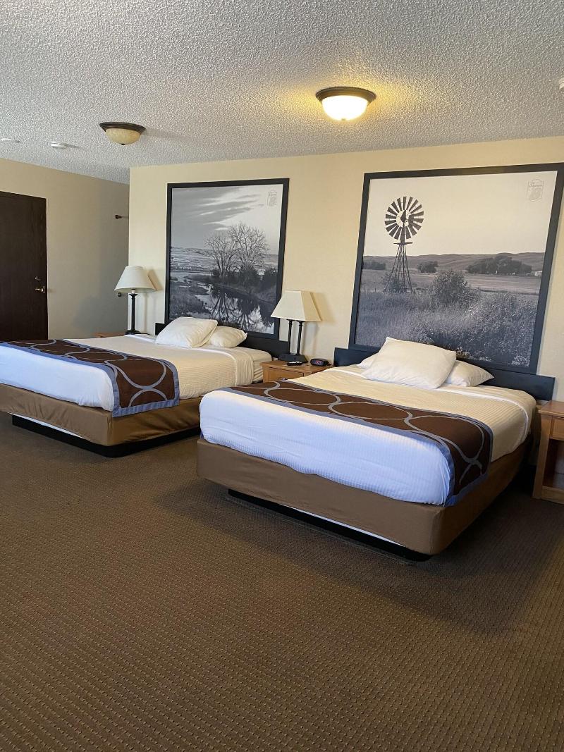 Super 8 By Wyndham Ogallala image