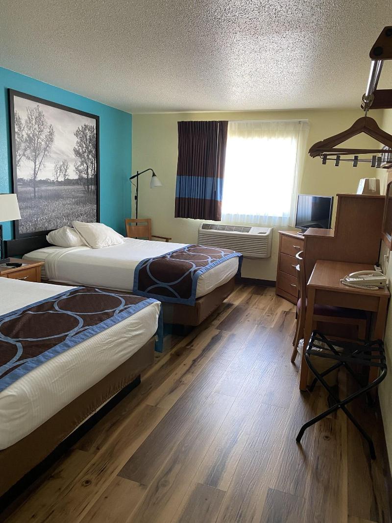 Super 8 By Wyndham Ogallala image