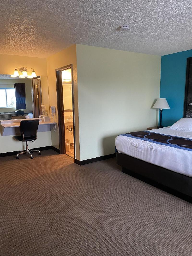 Super 8 By Wyndham Ogallala image