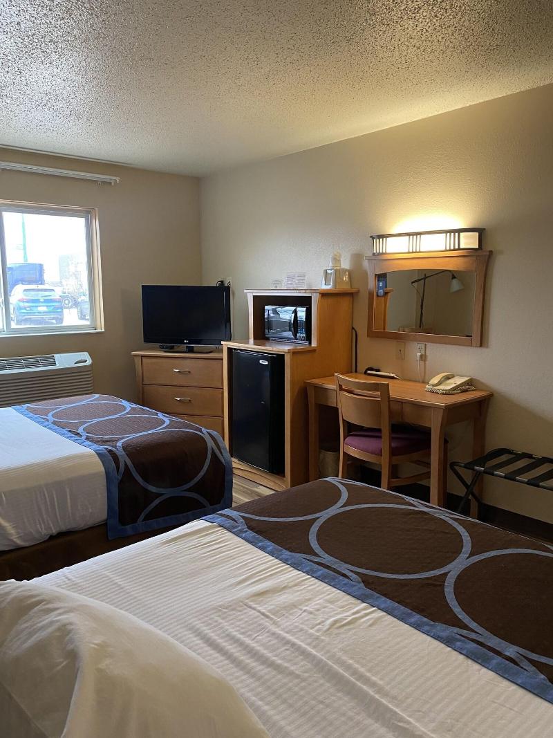 Super 8 By Wyndham Ogallala image