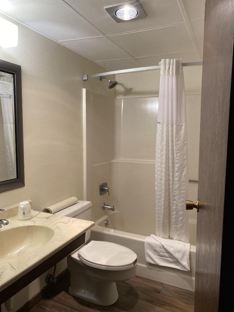 Super 8 By Wyndham Ogallala image