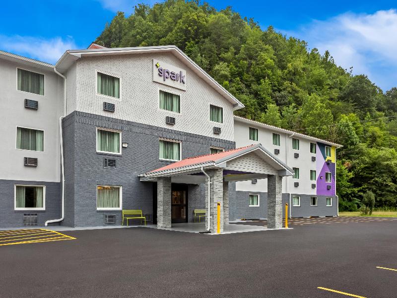 Super 8 By Wyndham Prestonsburg