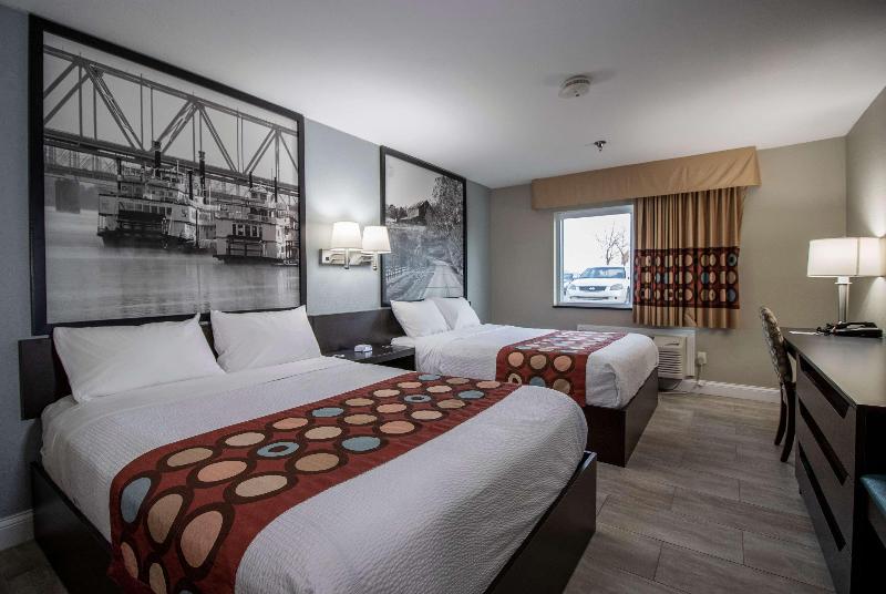 Super 8 by Wyndham Owensboro image