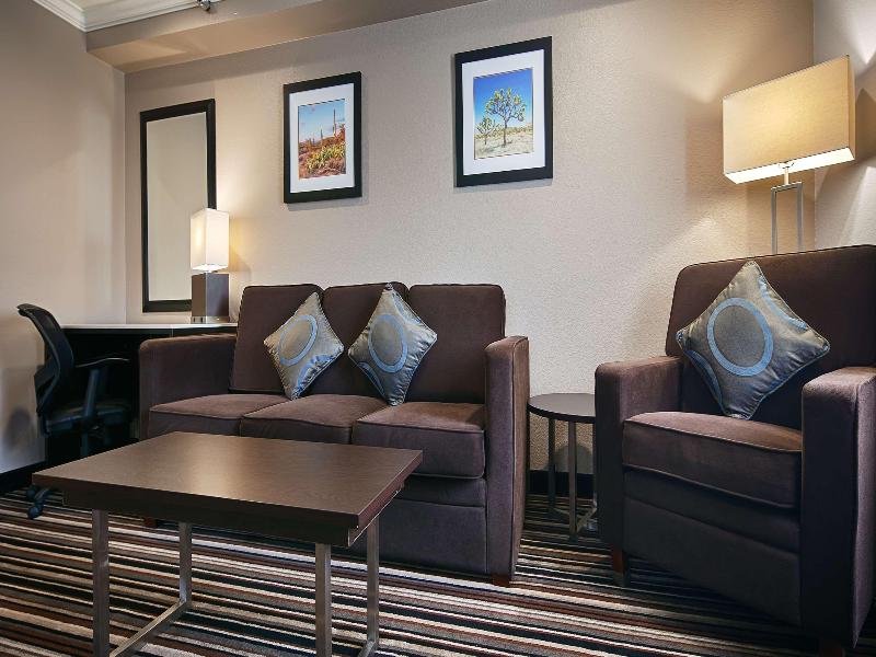 Best Western Plus Diamond Valley Inn image