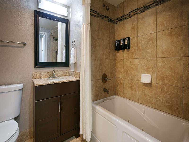 Best Western Plus Diamond Valley Inn image