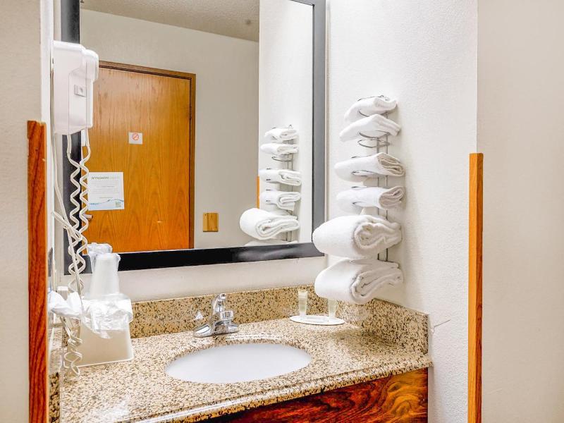 Super Sleep Inn By OYO I-80 Princeton image