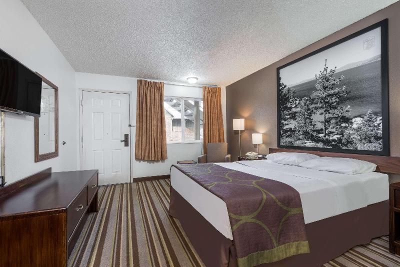 Super 8 By Wyndham Fernley image