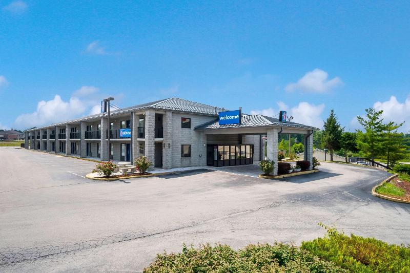 Motel 6 London, KY image