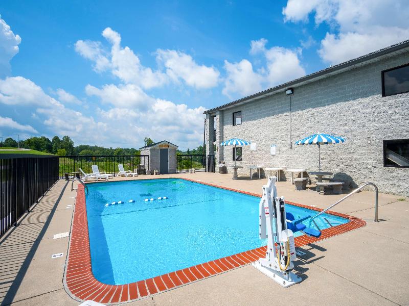 Motel 6 London, KY image