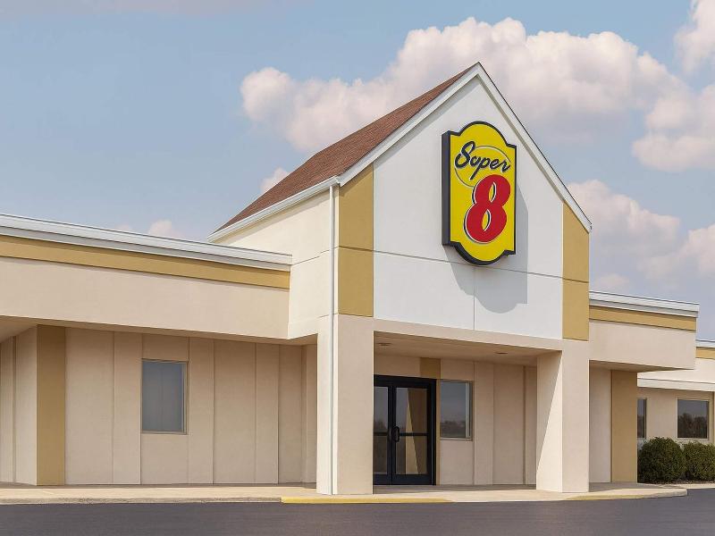 Super 8 by Wyndham Indianapolis South image