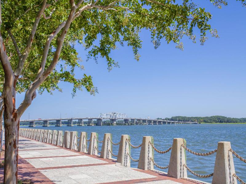 Super 8 By Wyndham Port Royal/Beaufort image