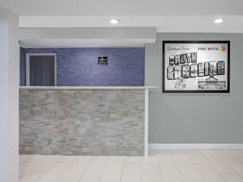 Super 8 By Wyndham Port Royal/Beaufort image