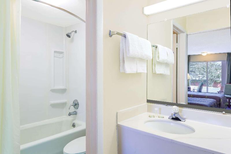 Ashland Studio Inn Richmond North Kings Dominion image