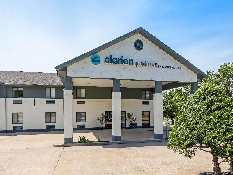 Clarion Pointe Springfield Southeast image