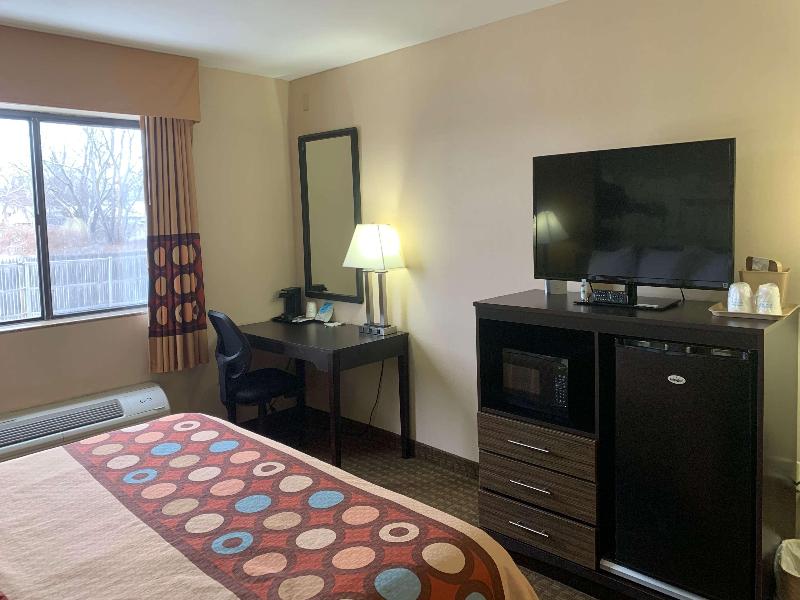 DOUBLE Accessible-Queen Size Bed