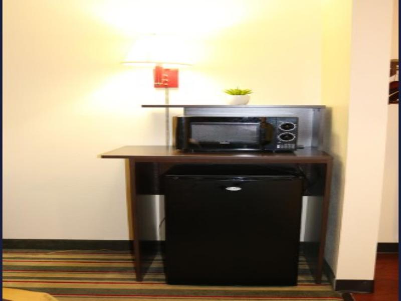 Super 8 By Wyndham Dublin image